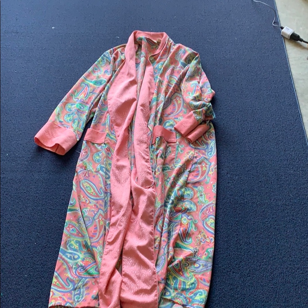 Vintage Perfect condition Victoria Secret robe